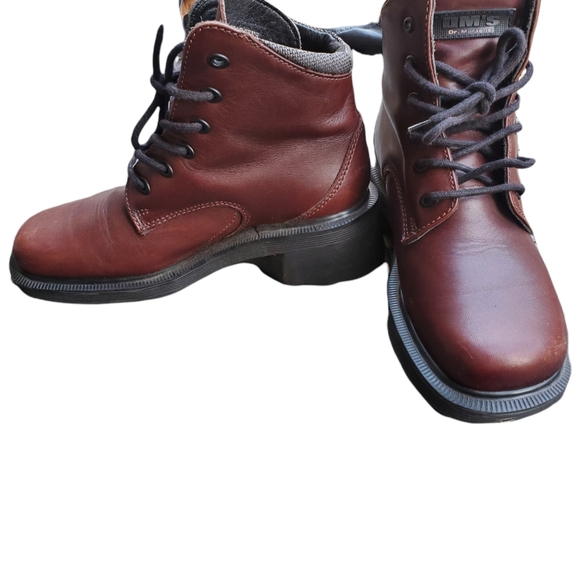 DR. MARTENS BROWN BOOTS - Picture 2 of 5
